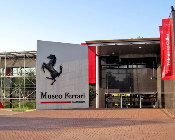 Musée Ferrari Maranello - Cheval cabré et monoplaces