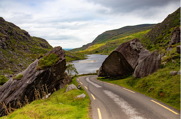 Gap of Dunloe - Route de montagne dans le Kerry