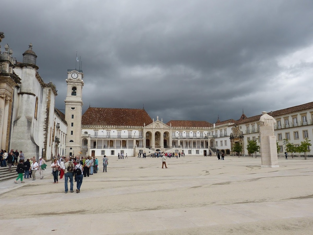 Coimbra - Université et bibliothèque Joanina