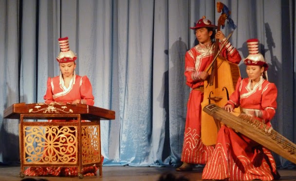 Spectacle traditionnel mongol à Oulan-Bator