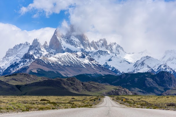 Mont Fitz Roy depuis les rives du lac Viedma
