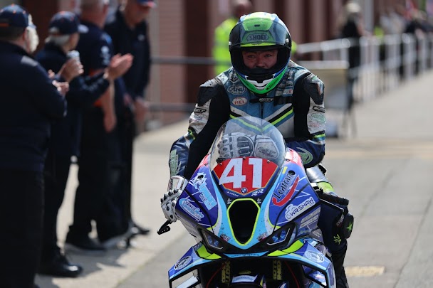Senior TT