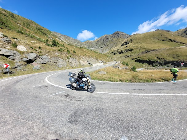Route du Transfăgărășan, virages en épingle