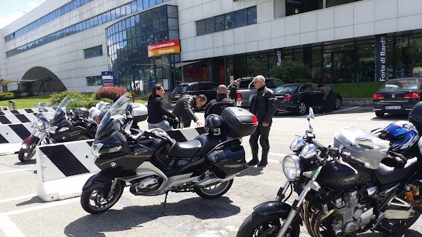 Route italienne vers Bologne