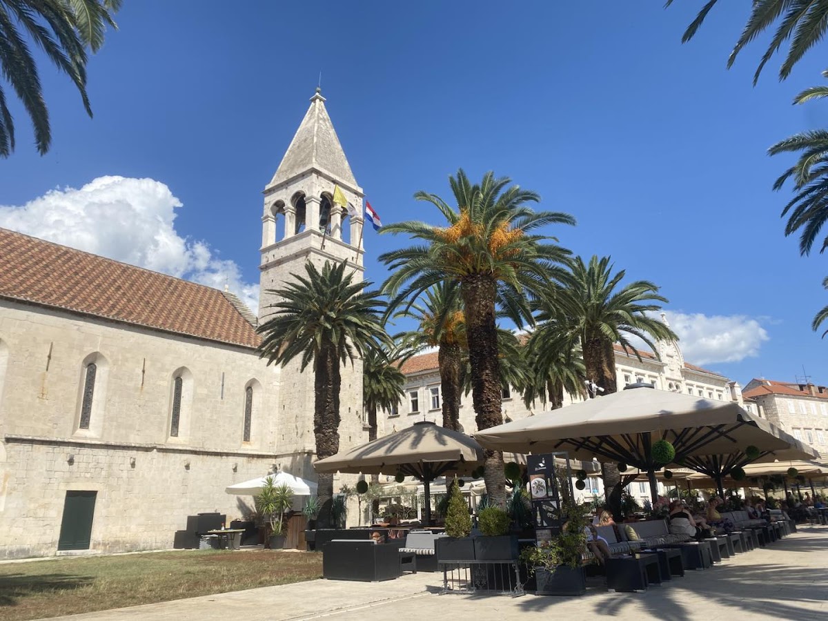 Road trip moto Croatie avec France Moto Voyages : côte adriatique, îles de Krk et Cres, parc de Plitvice, Dubrovnik – Circuit Harley organisé
