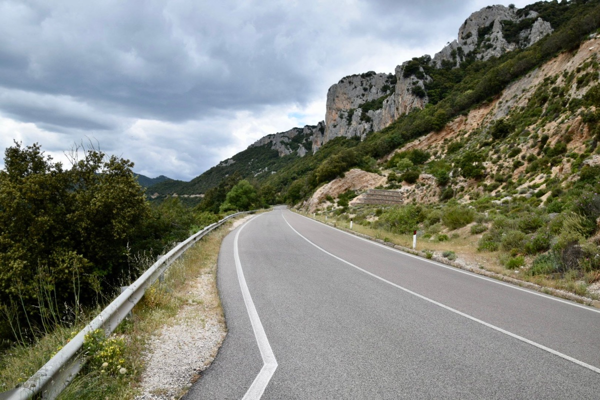 Route panoramique en Sardaigne à moto