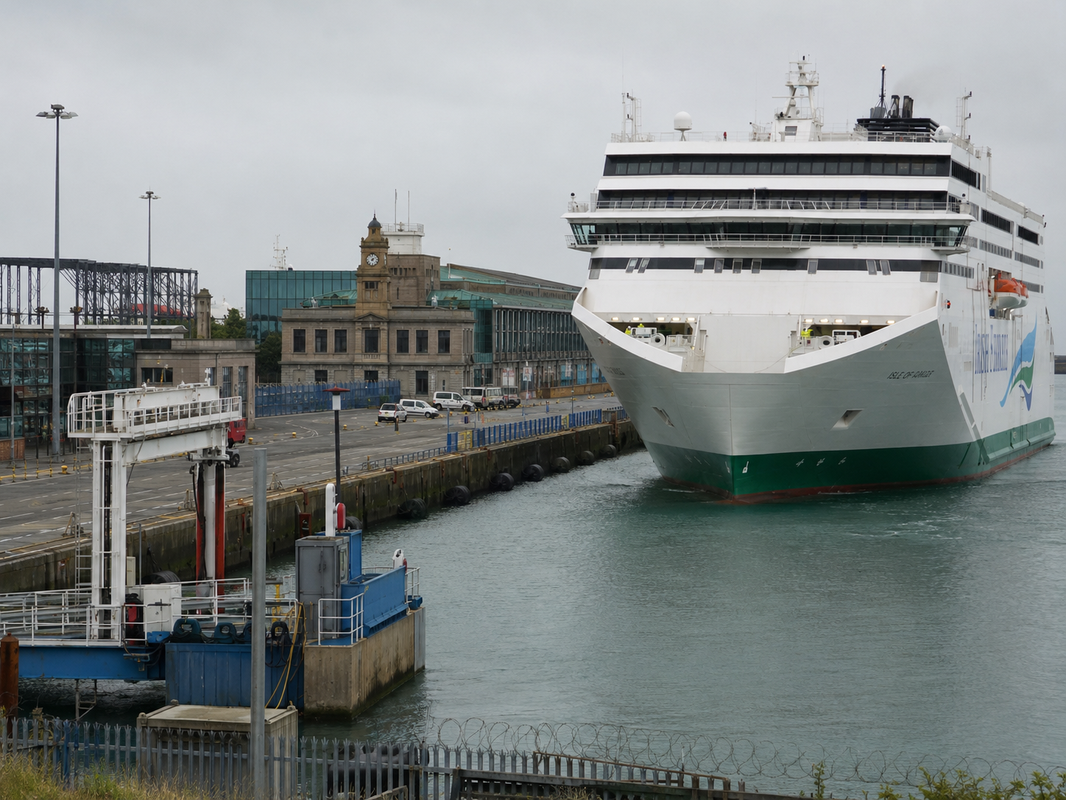 Arrivée du ferry et retour à Cherbourg