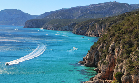 Voyage moto Sardaigne mer turquoise