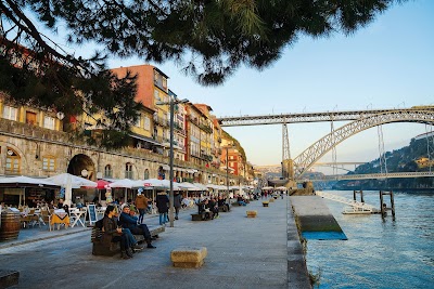 Road trip moto Portugal et Espagne – routes panoramiques, villes historiques et paysages variés