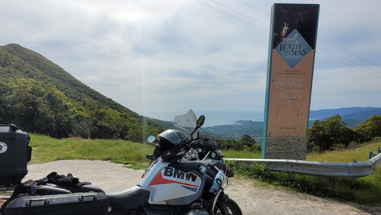 Circuit Moto Corse Route des Sens
